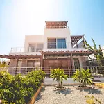 трехкомнатные в жилом комплексе Caesar D3 Flat4 Διαμέρισμα