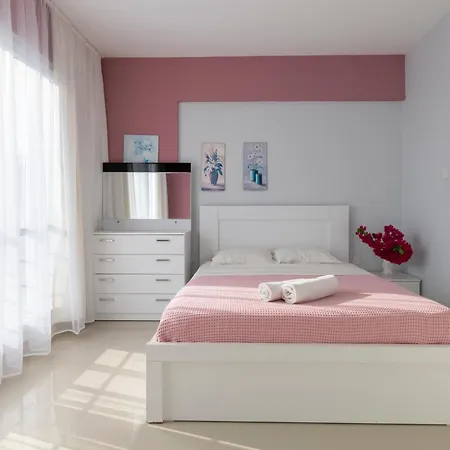 трехкомнатные в жилом комплексе Caesar D3 Flat4 *