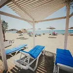 трехкомнатные в жилом комплексе Caesar D3 Flat4 Apartament *