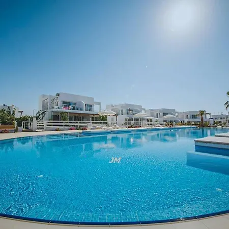 Apartment апартаменты. жилой комплекс на берегу. аквапарк* Boghaz